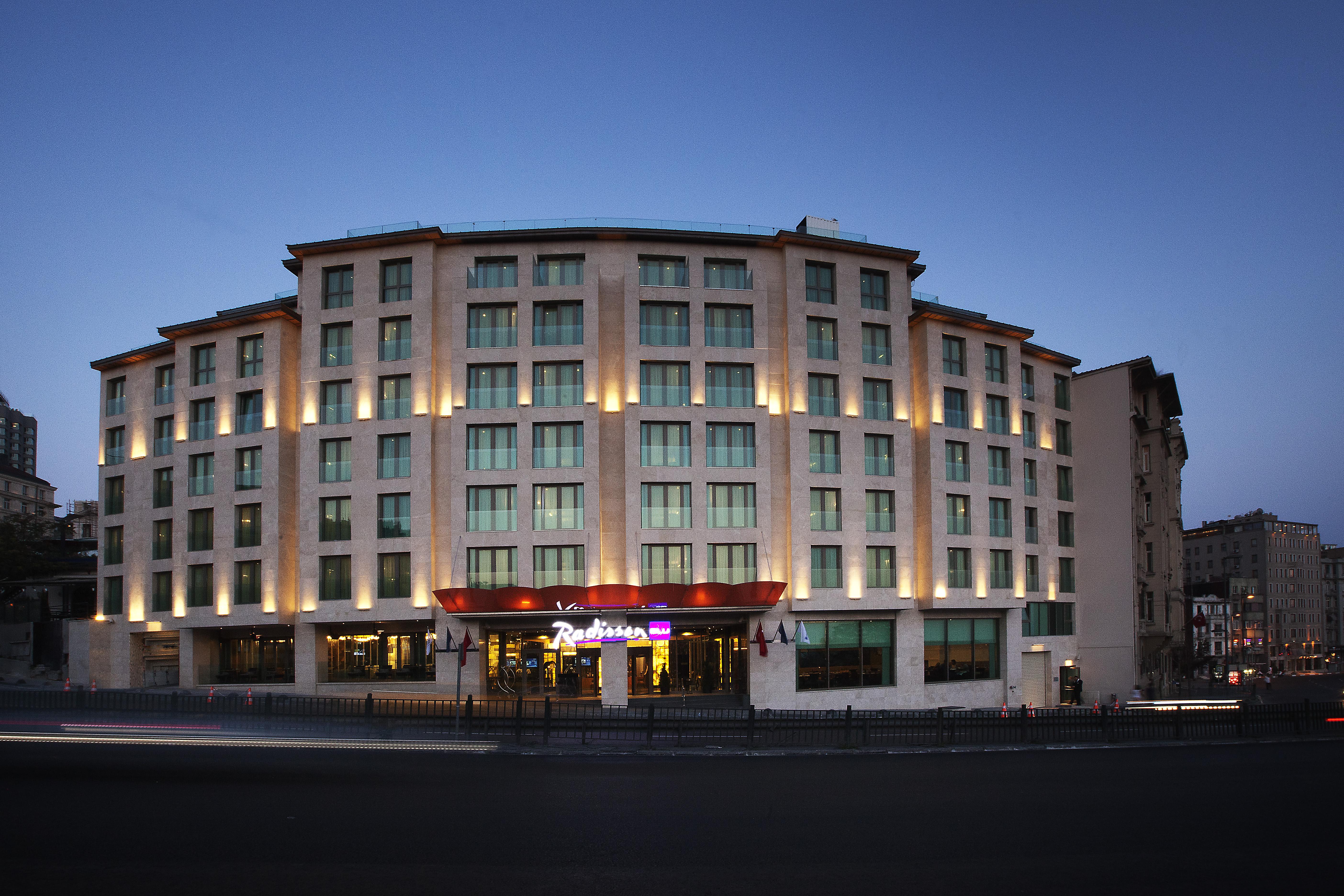 เรดิสัน บลู โฮเต็ล อิสตันบูล เปรา Hotel ภายนอก รูปภาพ Radisson Blu Hotel, Bucharest